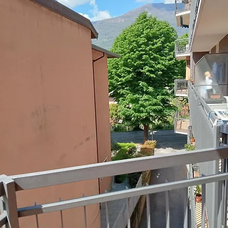 Apartment Di La' Dervio
